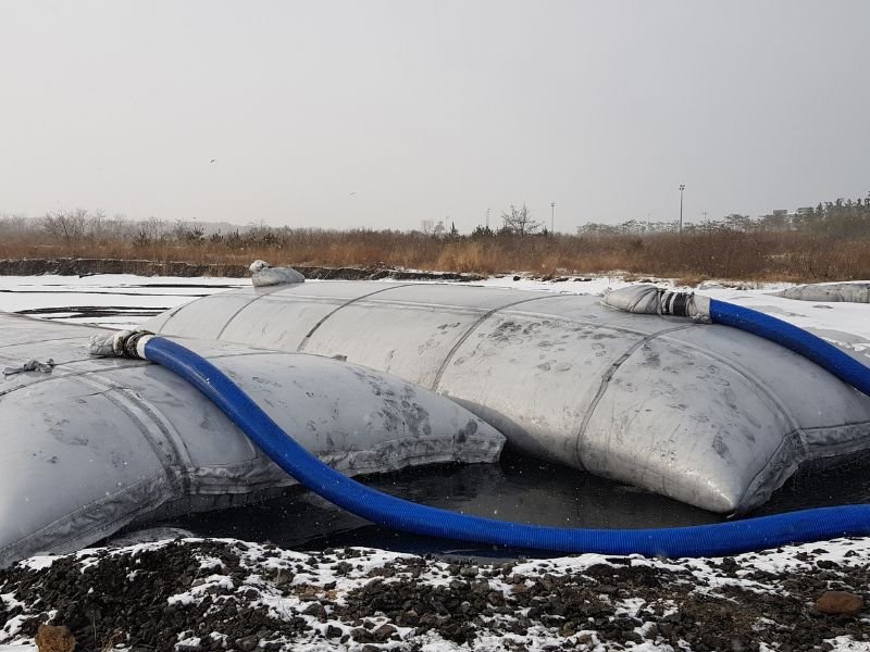 woven geotextile tubes